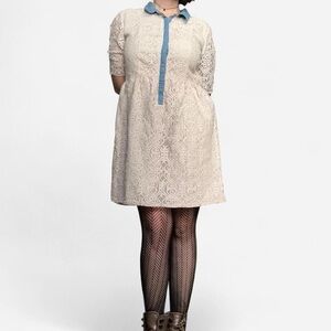 Chic Lace Midi Dress